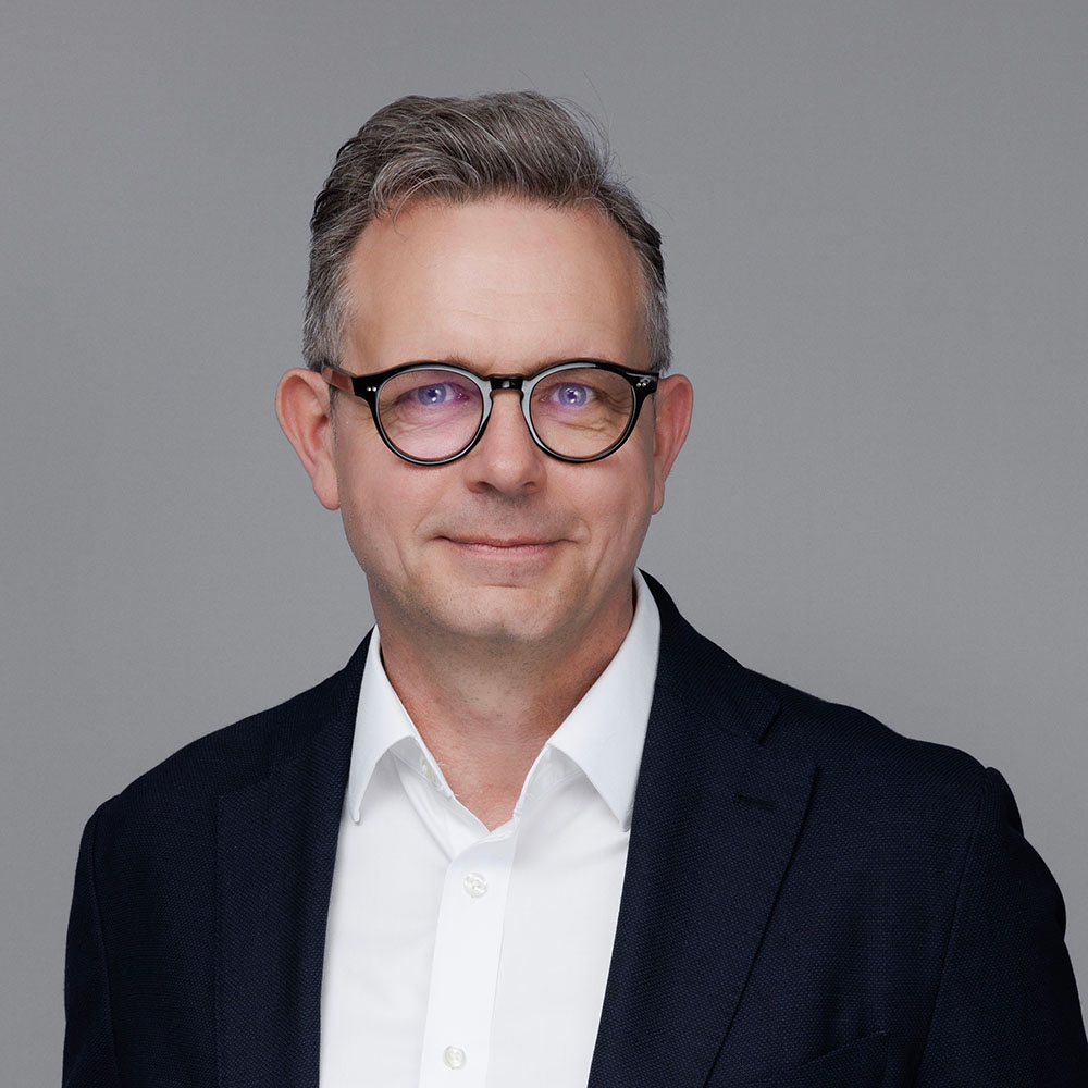Portrait Keynote Speaker